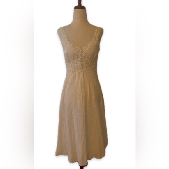 AQUA white linen crochet detail sundress, size small - Picture 8 of 8